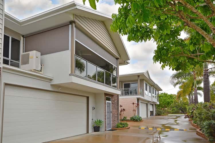 Third view of Homely unit listing, 3/201 Torquay Terrace, Torquay QLD 4655