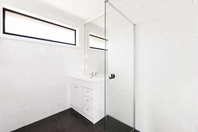 Third view of Homely unit listing, 4/14-16 Brent St, Mornington VIC 3931