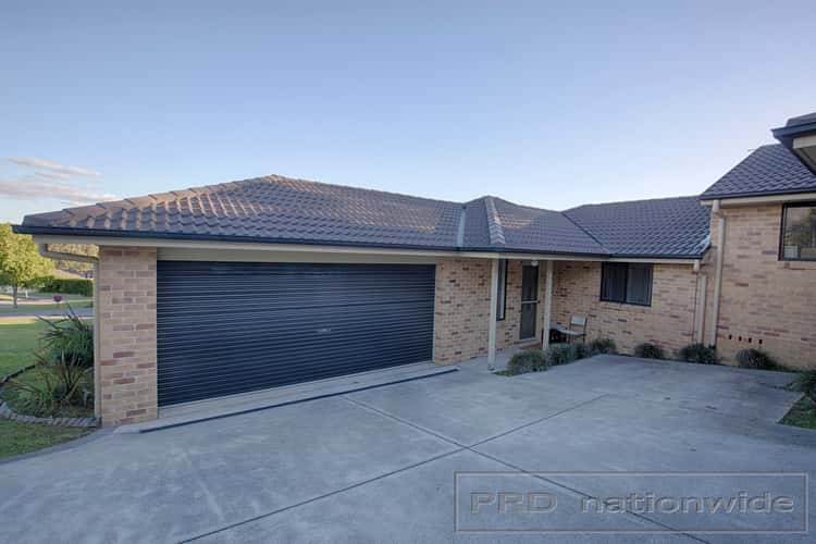 Main view of Homely house listing, 1/33 Murphy Circuit, Ashtonfield NSW 2323