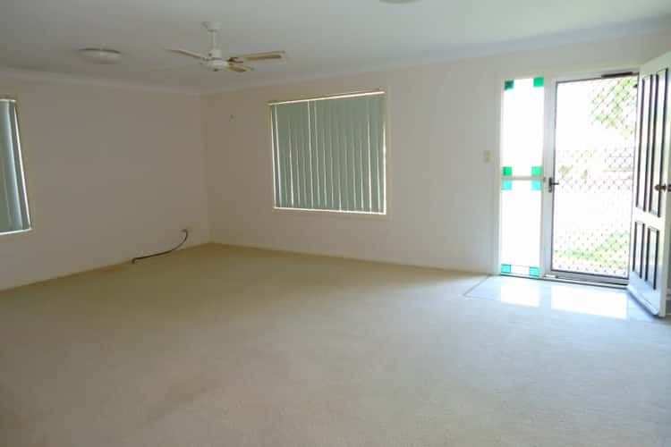 Third view of Homely semiDetached listing, 1 / 20 Belle Air Dve, Bellmere QLD 4510