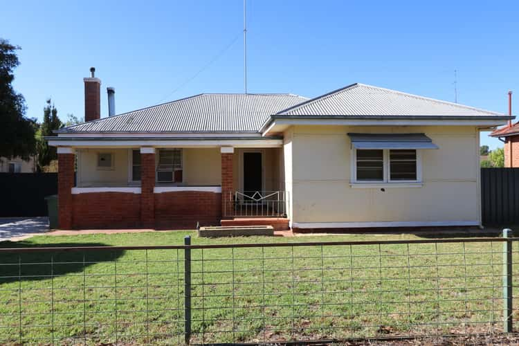 62 Park Street, West Wyalong NSW 2671