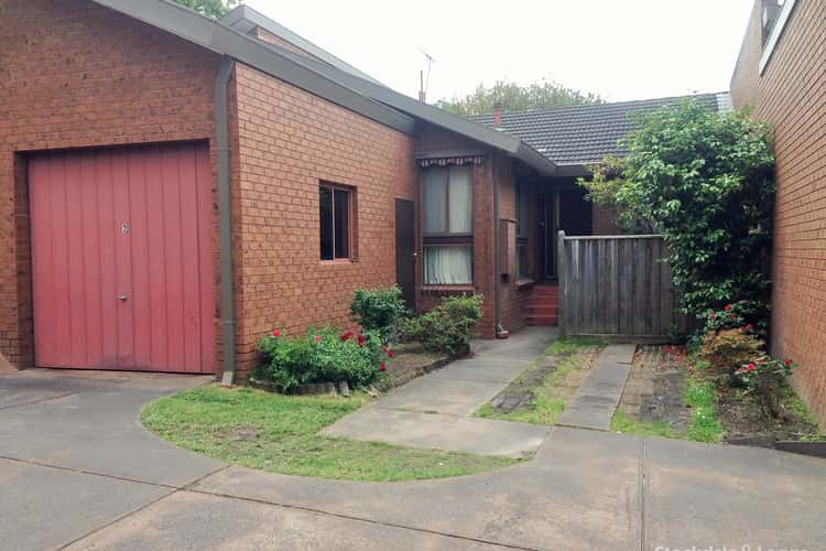 Main view of Homely unit listing, 2/55 Laburnum Street, Blackburn VIC 3130