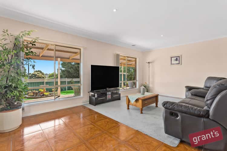 Fifth view of Homely house listing, 1 Montbrae Circuit, Narre Warren VIC 3805