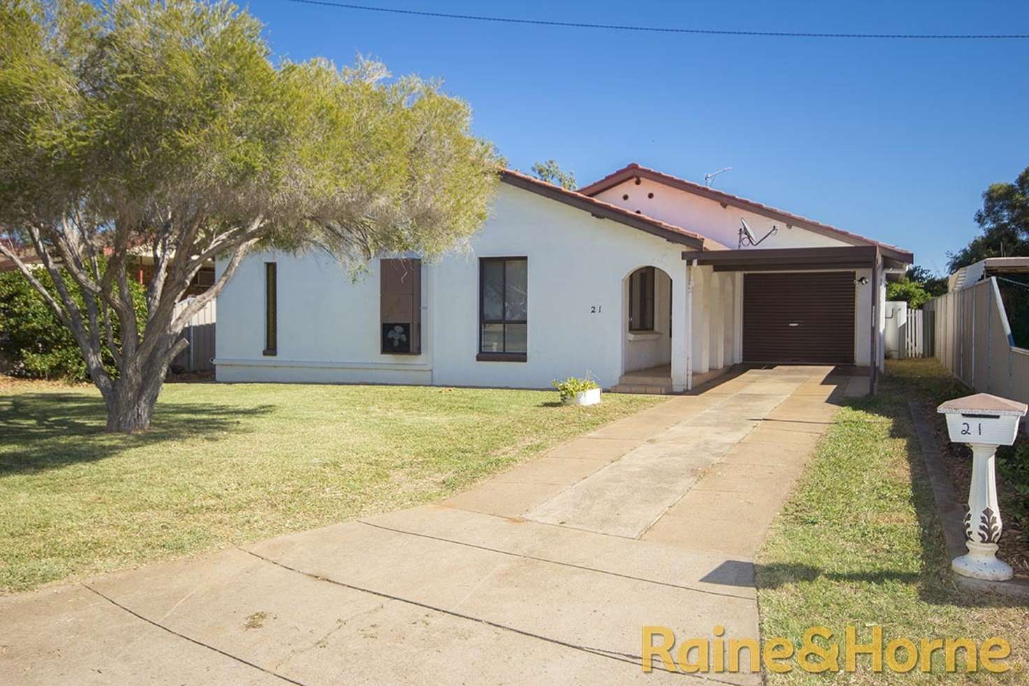 Main view of Homely house listing, 21 Margaret Crescent, Dubbo NSW 2830