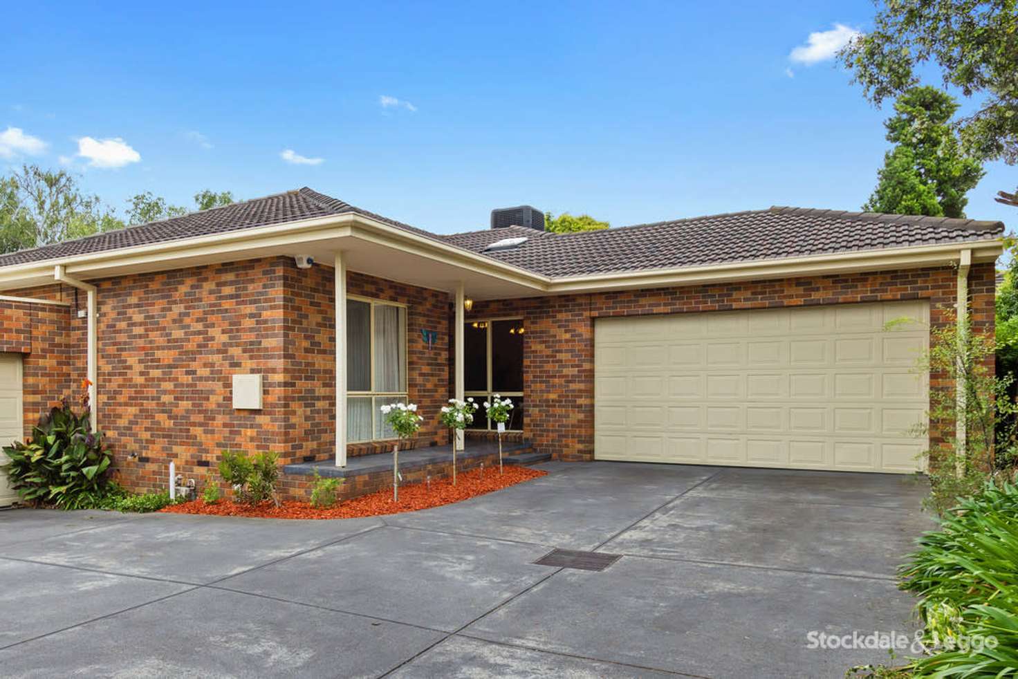 Main view of Homely townhouse listing, 2/27 Bedford Street, Box Hill VIC 3128
