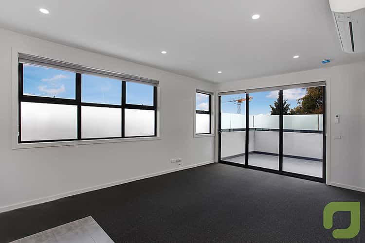 Fourth view of Homely apartment listing, 15 Mavis/Arthur Street, Footscray VIC 3011
