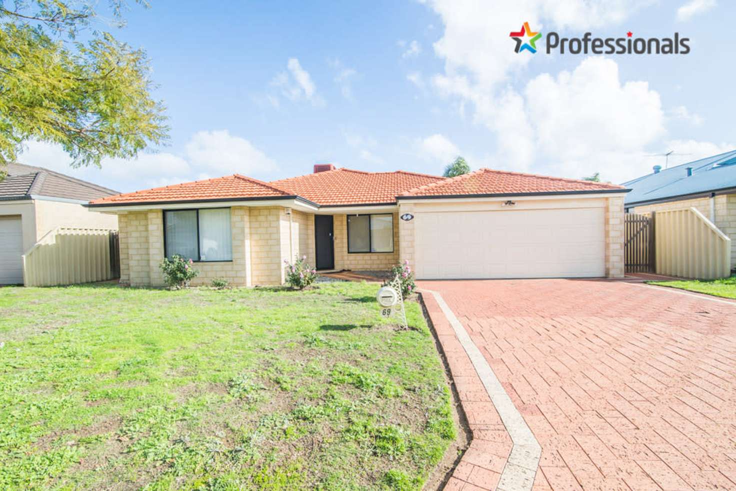 Main view of Homely house listing, 69 Lansdowne Entrance, Canning Vale WA 6155
