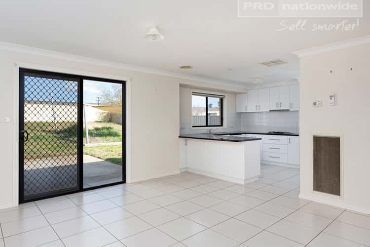 Sixth view of Homely house listing, 60 Grinton Avenue, Ashmont NSW 2650