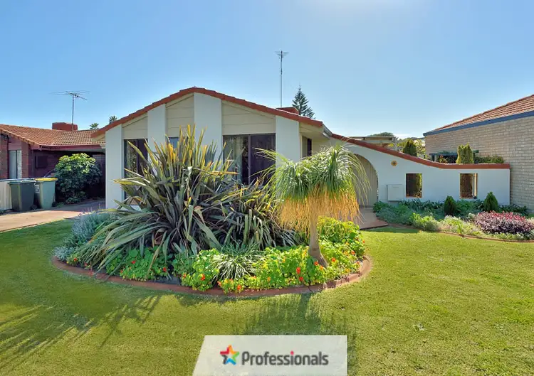 Second view of Homely house listing, 2/5 Owen Avenue, Falcon WA 6210