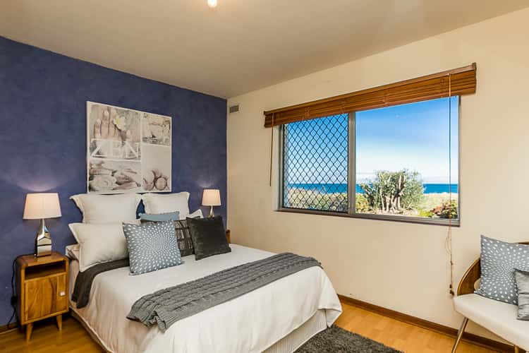 Main view of Homely unit listing, 2/7 Ventnor Street, Scarborough WA 6019