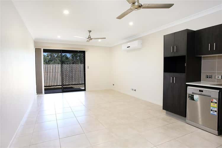 Fifth view of Homely semiDetached listing, 1/31 Cartier Circuit, Burdell QLD 4818