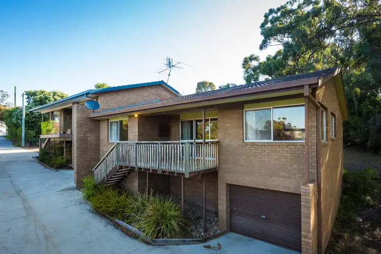 2/69 MONARO STREET