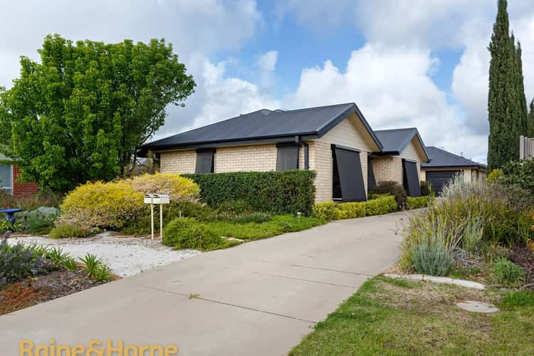 1/25 Warambee St, Glenfield Park NSW 2650