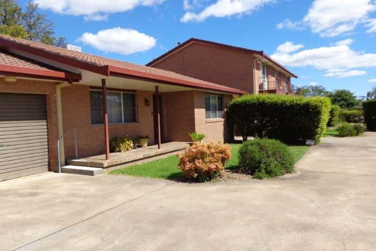 Main view of Homely unit listing, 2/26-28 Lydia Street, Tamworth NSW 2340