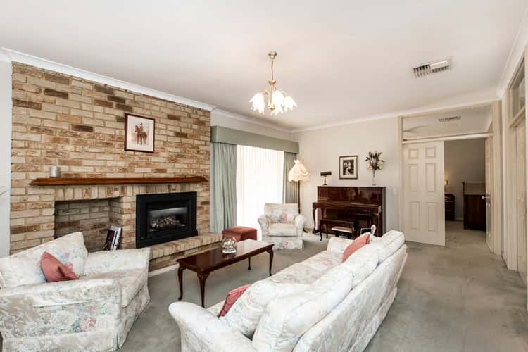 Fifth view of Homely house listing, 4 Bocaccio Court, Sorrento WA 6020