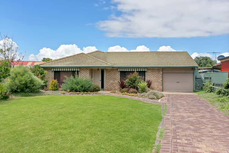 4 Weeroona Avenue, Port Noarlunga South SA 5167