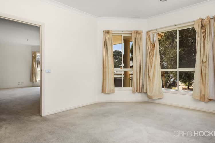 Fifth view of Homely house listing, 10 Springbank Court, Point Cook VIC 3030
