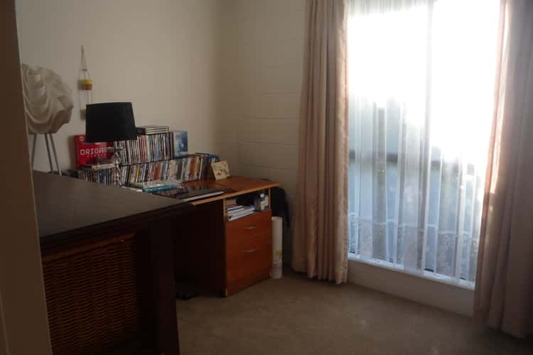 Fifth view of Homely unit listing, 1/5 Schwarz Avenue, Horsham VIC 3400