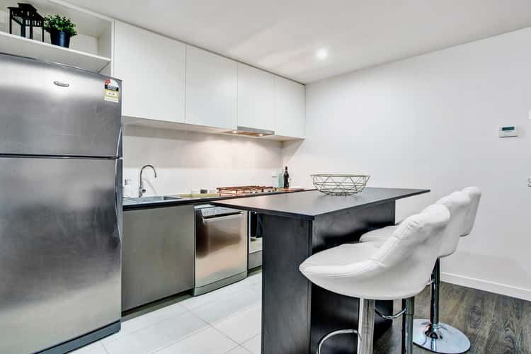 Fourth view of Homely apartment listing, 2303/568 Collins Street, Melbourne VIC 3000