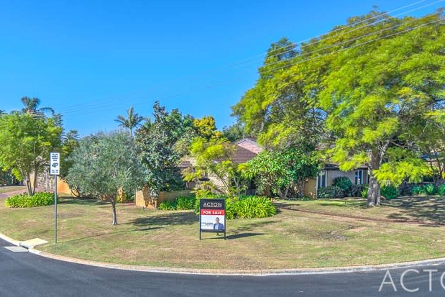 Main view of Homely house listing, 8 London Way, Bateman WA 6150