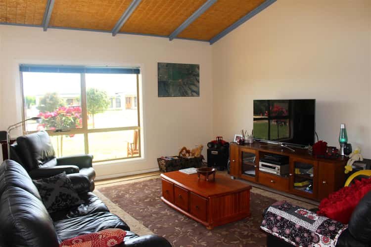 Fourth view of Homely house listing, 100 South Avenue, Bordertown SA 5268