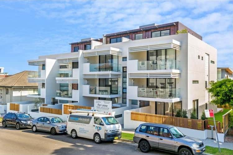 Main view of Homely apartment listing, 4/37-41 Ramsgate Avenue, Bondi Beach NSW 2026