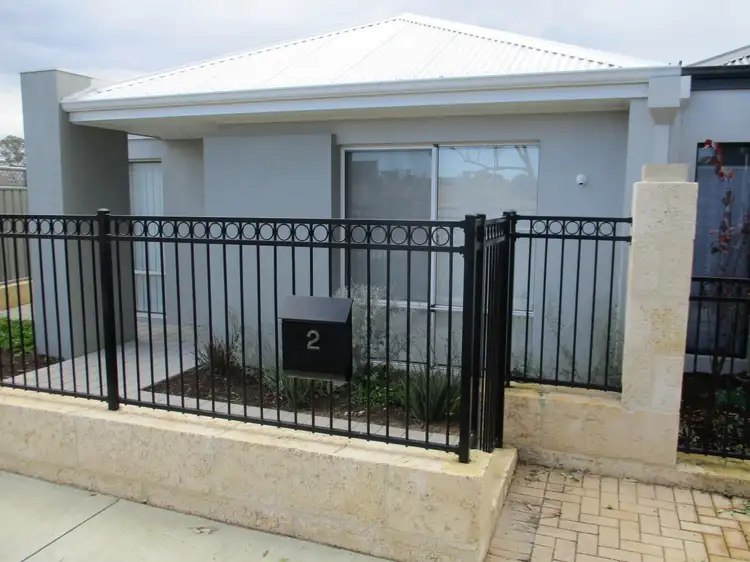 2 Selsey Lane