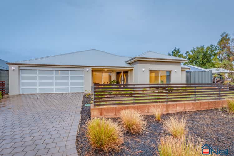 Main view of Homely house listing, 4 Seine Mews, Champion Lakes WA 6111