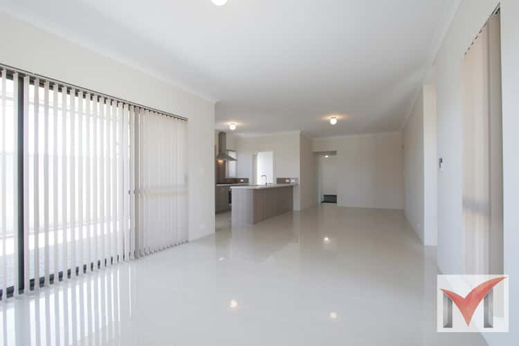 Fifth view of Homely house listing, 2/8 Fitzwater Way, Spearwood WA 6163