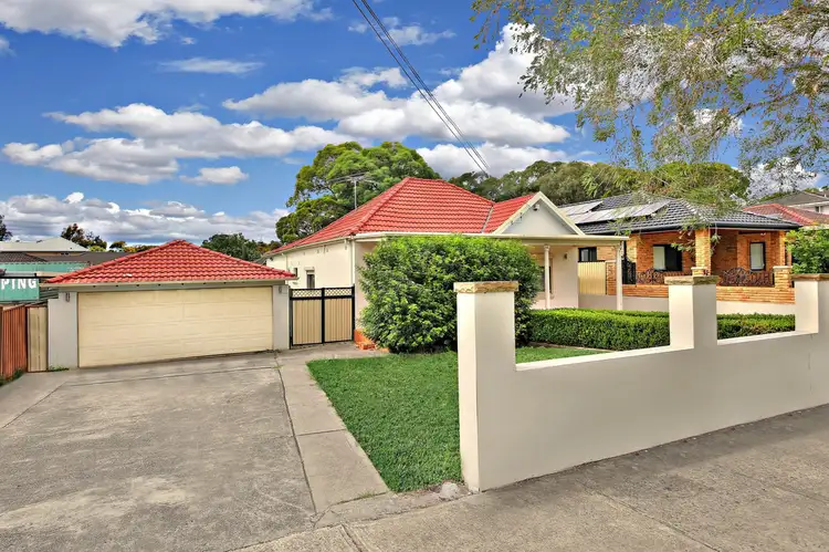 99 Banksia Road