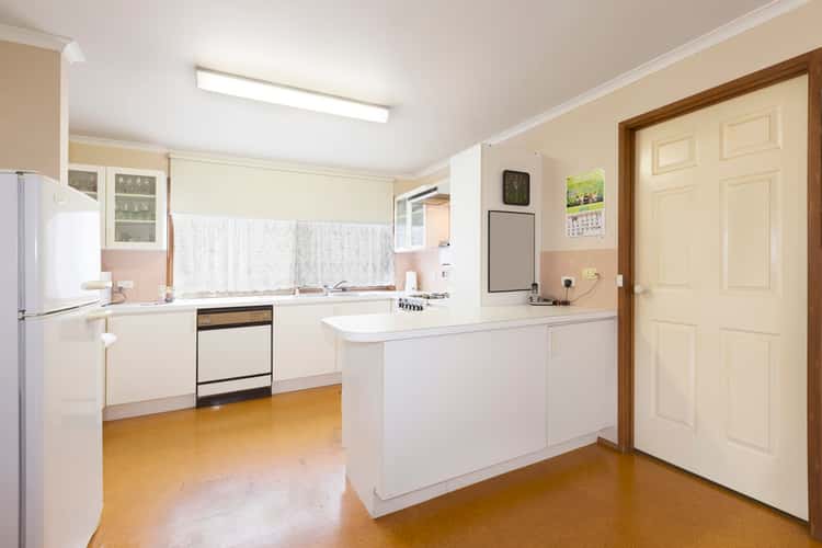 Fourth view of Homely house listing, 14 Barnes Grove, Chelsea VIC 3196