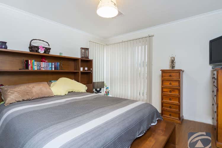 Fifth view of Homely house listing, 2 Surrey Crt, Craigmore SA 5114