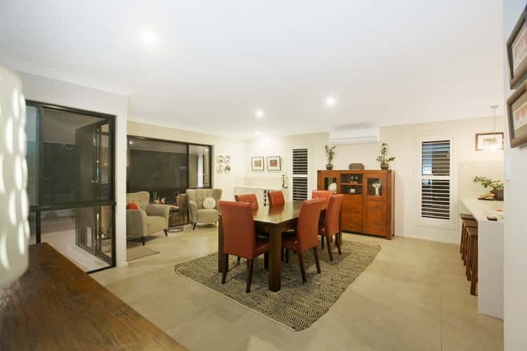 Fifth view of Homely house listing, 28 Newbury Place, Carindale QLD 4152