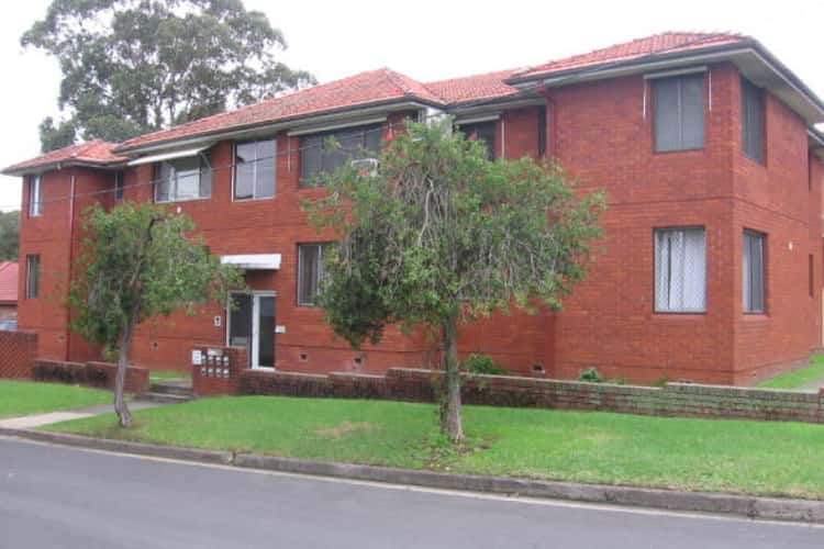 Main view of Homely unit listing, 4/33 Graham Road, Narwee NSW 2209