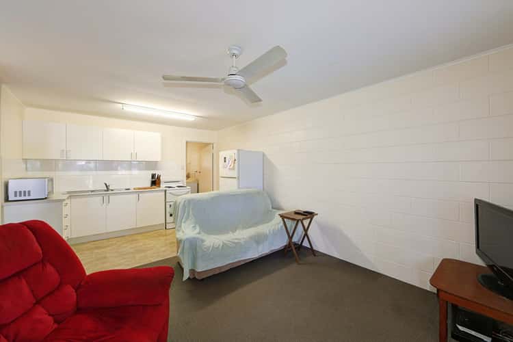 Fifth view of Homely semiDetached listing, 31 Brady Street, Avenell Heights QLD 4670
