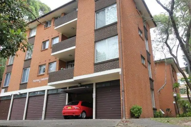 15/5 Cottonwood Crescent