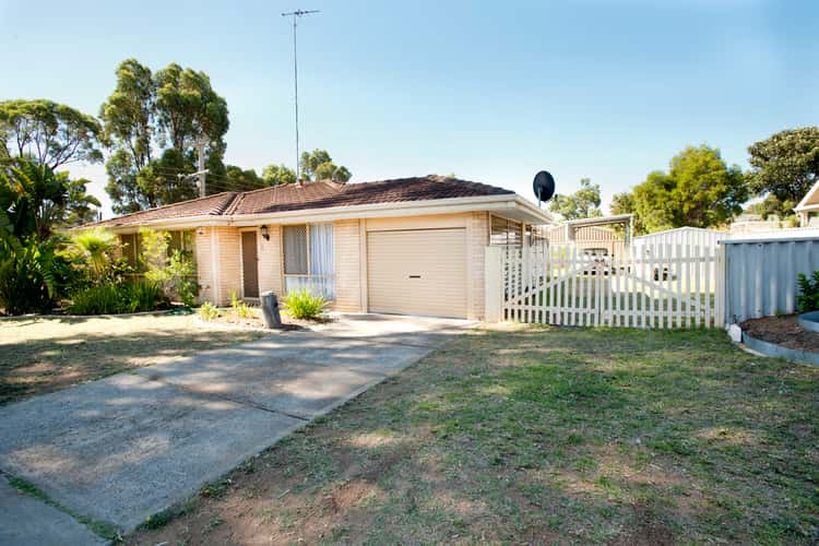 Second view of Homely house listing, 2 Pearce Court, Usher WA 6230