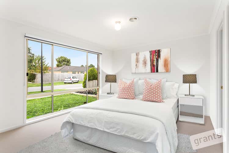Fifth view of Homely house listing, 5 Kinsale View, Berwick VIC 3806