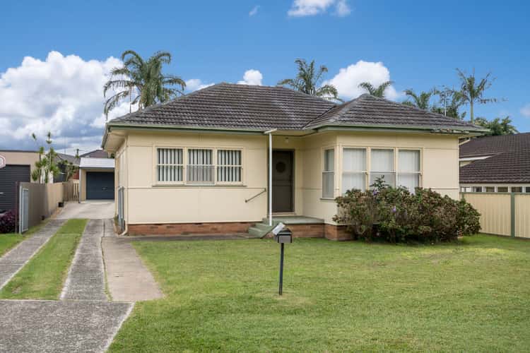 Main view of Homely house listing, 8 Avonlea Street, Dapto NSW 2530