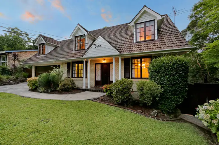 14 Raleigh Crescent, St Ives Chase NSW 2075