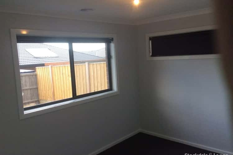 Fifth view of Homely house listing, 14 Mistral Way, Beveridge VIC 3753