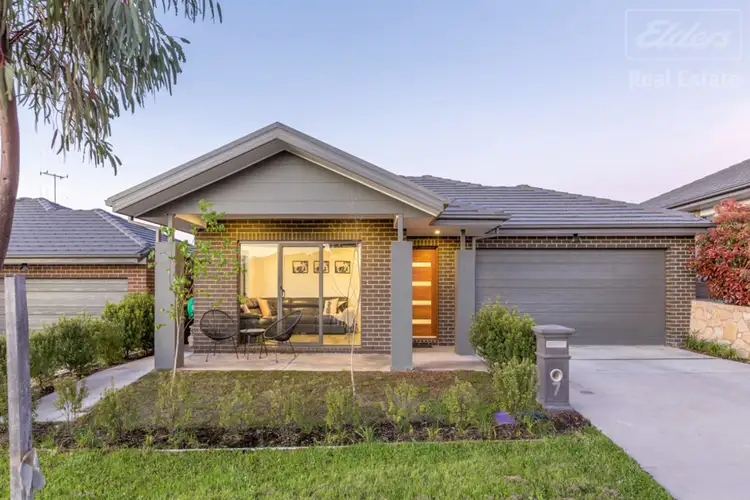7 Carl Street, Googong NSW 2620