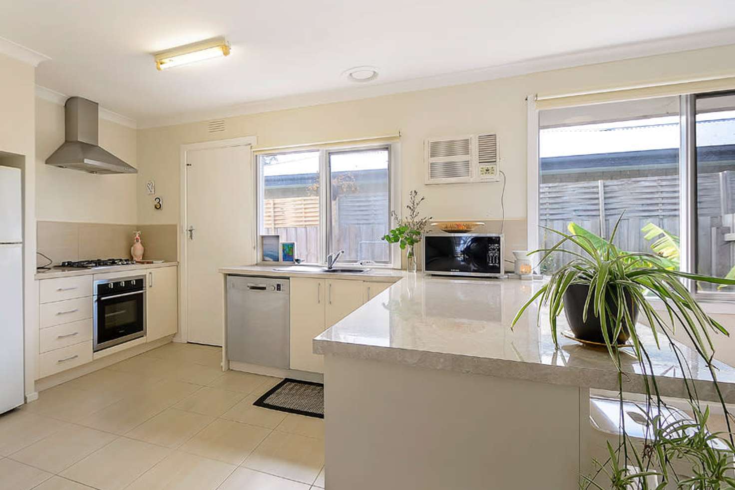 Main view of Homely unit listing, 6/7 Wellington Street, Mornington VIC 3931