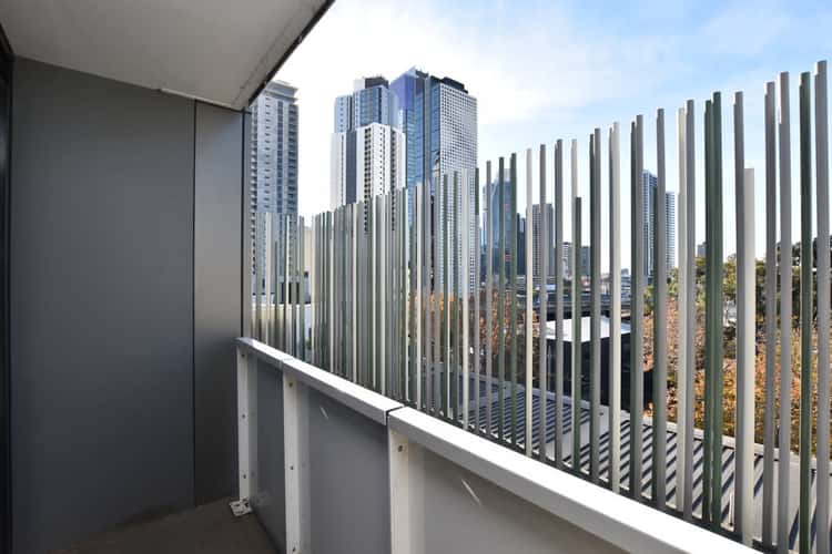 Fifth view of Homely apartment listing, 504/144 Clarendon Street, Southbank VIC 3006