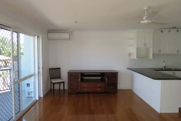 Seventh view of Homely townhouse listing, 4/404 Esplanade, Torquay QLD 4655