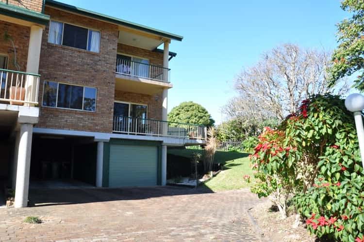 Main view of Homely townhouse listing, 1/5 Windsor Avenue, Casino NSW 2470