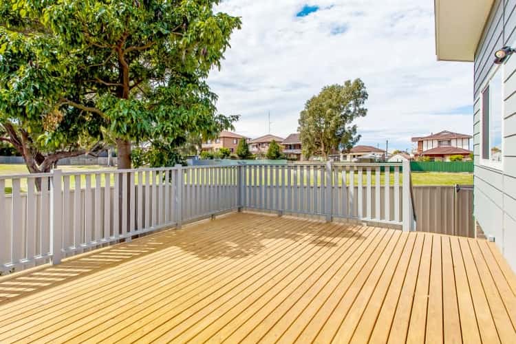 Fifth view of Homely villa listing, 3/29 Jutland Avenue, Coniston NSW 2500