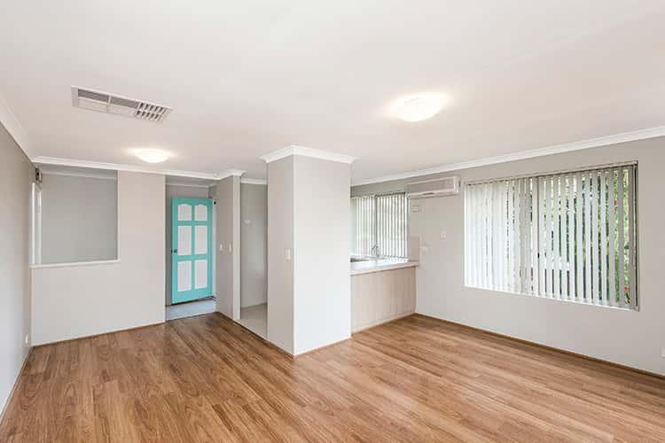 Second view of Homely house listing, 10/3 Reynolds Drive, Swan View WA 6056