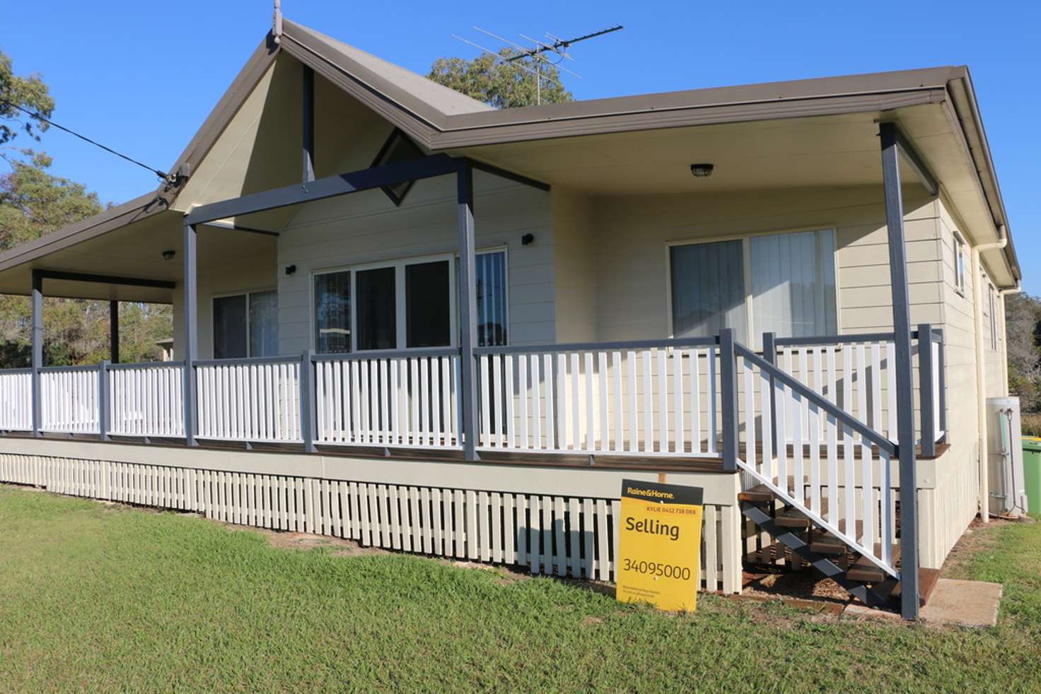 Main view of Homely house listing, 4 Cooee Crescent, Macleay Island QLD 4184