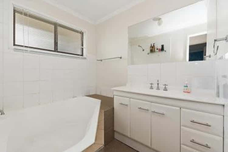 Fourth view of Homely house listing, 33 Parklands Dr, Boronia Heights QLD 4124